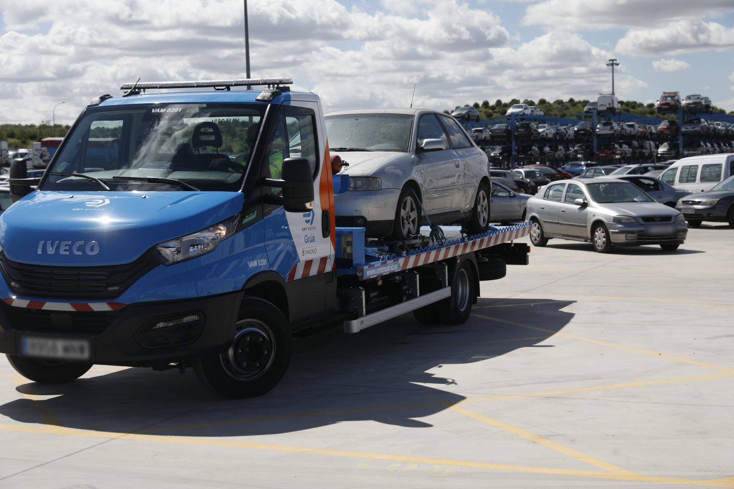 EMT depósito grúa